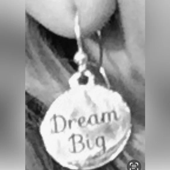 Bonnie’s Bling One of a Kind Fused Glass Jewelry and Accessories to Wear. - Picture 14 of 16